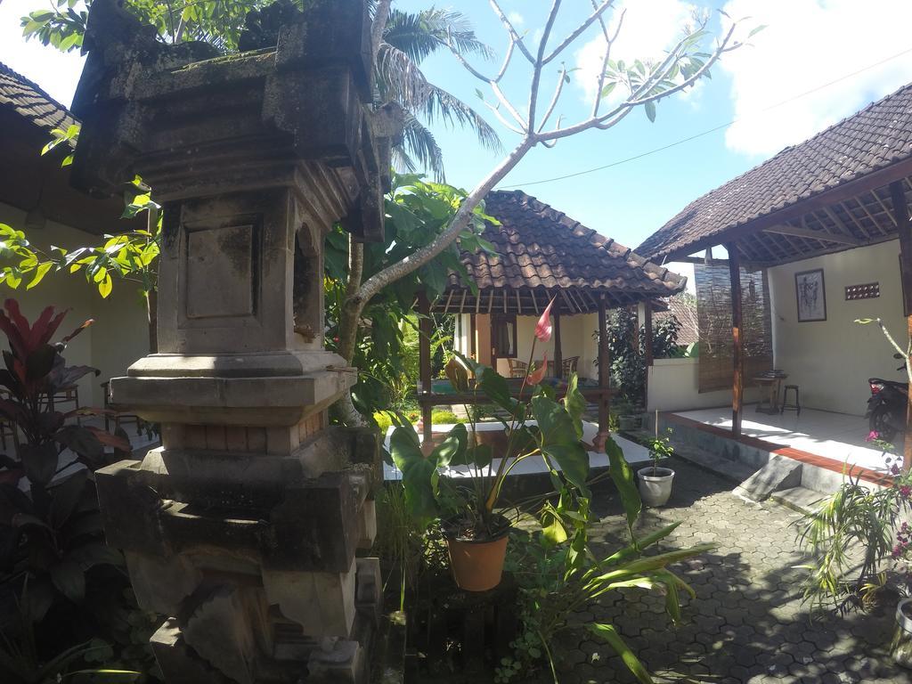 Dipa Home Stay Ubud Esterno foto