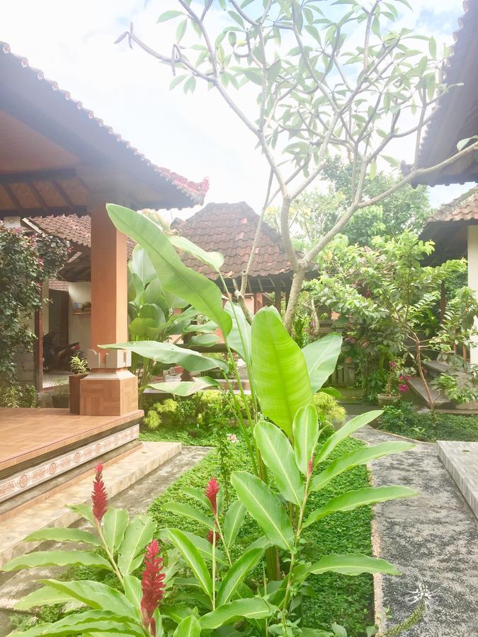 Dipa Home Stay Ubud Esterno foto